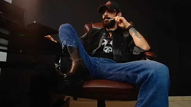 AxelColton online show from 01/15/25, 07:26