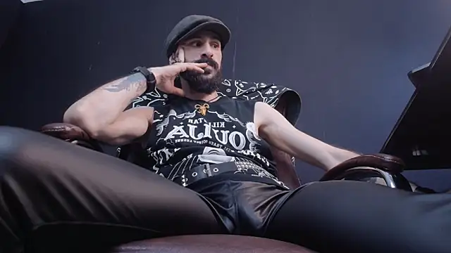 AxelColton online show from 02/04/25, 12:33