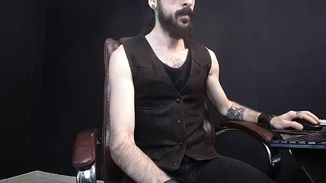 AxelColton online show from 02/12/25, 06:08