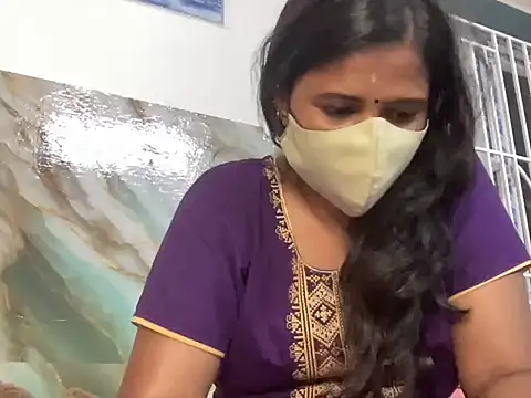 Snapshot of Tamil_Sanjana_ chatting on 10/21/25, 01:23 Tamil Sanjana  online show from 10/21/25, 01:23