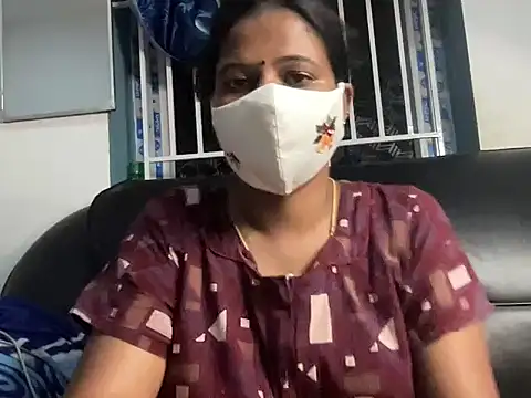 Snapshot of Tamil_Sanjana_ chatting on 04/07/26, 07:03 Tamil Sanjana online show from 04/07/26, 07:03