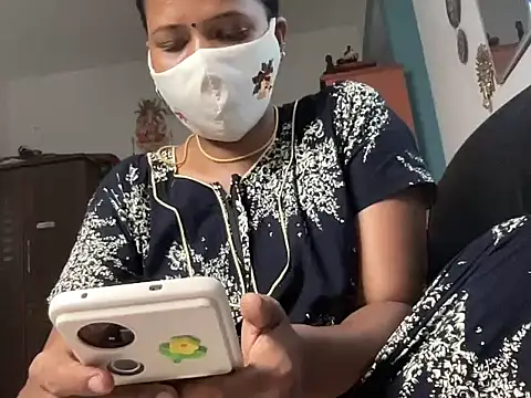 Snapshot of Tamil_Sanjana_ chatting on 04/09/26, 03:17 Tamil Sanjana online show from 04/09/26, 03:17