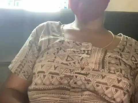 Tamil Sanjana  online show from 04/16/26, 06:03