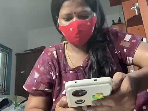 Snapshot of Tamil_Sanjana_ chatting on 04/26/26, 02:09 Tamil Sanjana online show from 04/26/26, 02:09