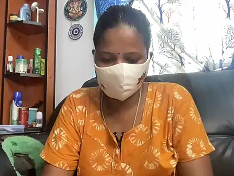 Snapshot of Tamil_Sanjana_ chatting on 04/27/26, 05:16 Tamil Sanjana online show from 04/27/26, 05:16