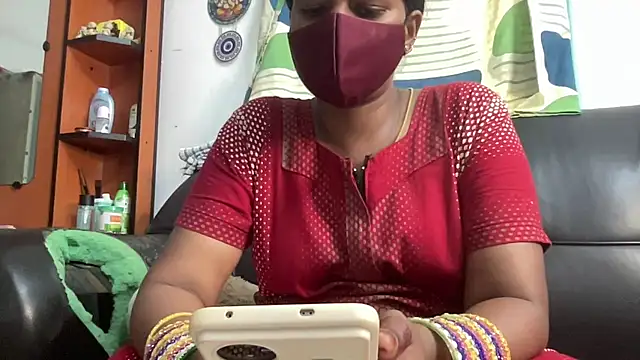 Snapshot of Tamil_Sanjana_ chatting on 06/14/26, 08:49 Tamil Sanjana online show from 06/14/26, 08:49