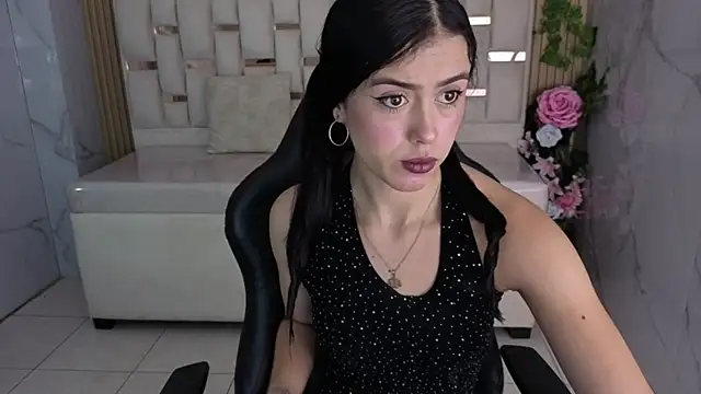 Snapshot of honey_torres_sub chatting on 04/20/26, 01:25 honey torres sub online show from 04/20/26, 01:25