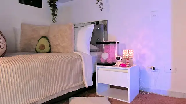 Alissonroses online show from 09/22/25, 10:01