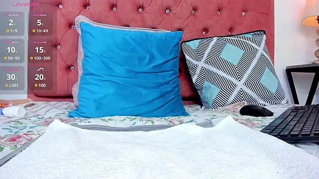 Samantha Good online show from 03/15/25, 03:27