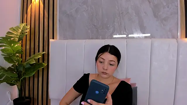 Snapshot of Samantha_Good chatting on 06/28/26, 12:00 Samantha Good online show from 06/28/26, 12:00