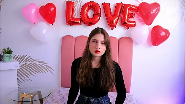 Snapshot of Daisha_Riley chatting on 02/14/25, 12:36 Daisha Riley online show from 02/14/25, 12:36