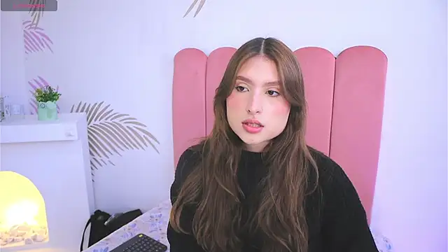 Daisha Riley online show from 02/19/25, 12:22