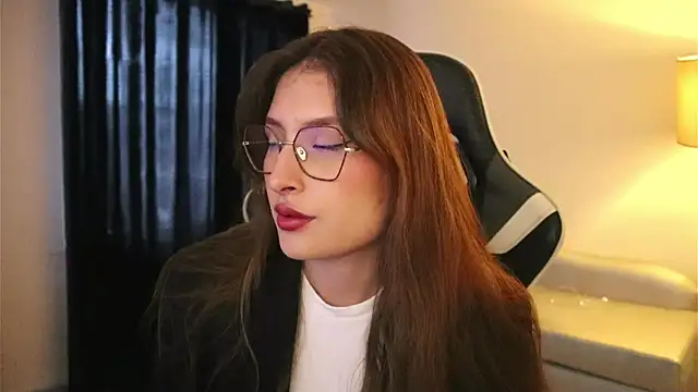 Snapshot of Daisha_Riley chatting on 11/14/25, 03:33 Daisha Riley online show from 11/14/25, 03:33