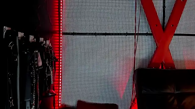 Snapshot of katizaldana chatting on 10/21/25, 03:51 katizaldana online show from 10/21/25, 03:51