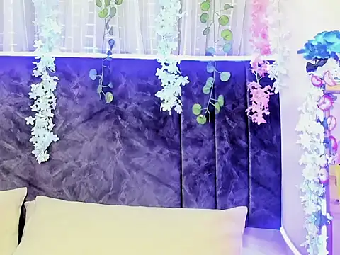 CintiaWalker online show from 11/02/25, 12:40