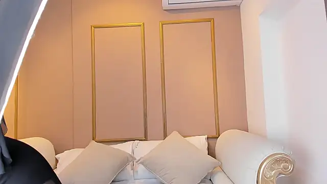 PerlaPreciosa online show from 09/23/25, 03:42