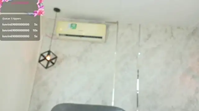 Snapshot of dani-lue chatting on 03/09/26, 02:54 dani-lue online show from 03/09/26, 02:54