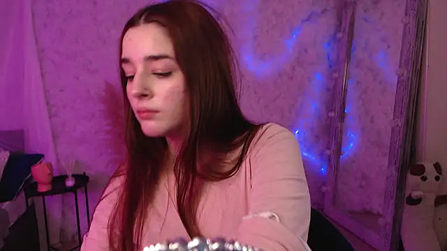 Snapshot of Lolly_lipss_ chatting on 12/22/24, 03:22 Lolly lipss online show from 12/22/24, 03:22