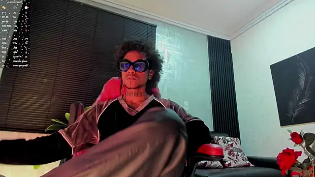 Snapshot of JhonyMiller_ chatting on 11/29/25, 08:01 JhonyMiller online show from 11/29/25, 08:01