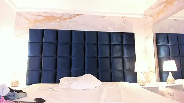 loladupont online show from 03/10/26, 03:11