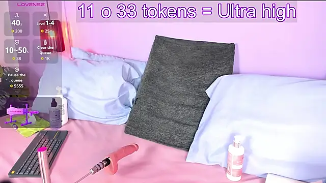 Little lili19 online show from 03/11/26, 09:32