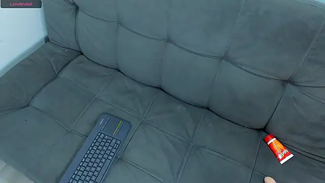 Snapshot of AbrilSonne chatting on 01/10/25, 12:49 AbrilSonne online show from 01/10/25, 12:49