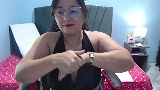 Snapshot of AngelRouss chatting on 03/13/25, 11:19 AngelRouss online show from 03/13/25, 11:19