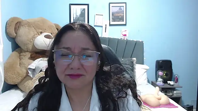 Snapshot of AngelRouss chatting on 03/13/26, 12:17 AngelRouss online show from 03/13/26, 12:17