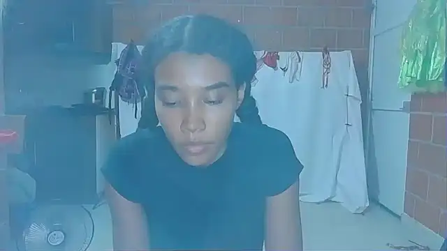 Snapshot of kattyandericc chatting on 10/29/25, 03:20 kattyandericc online show from 10/29/25, 03:20