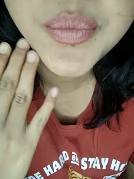 Snapshot of Riya_Stream01 chatting on 03/09/25, 11:35 Riya Stream01 online show from 03/09/25, 11:35