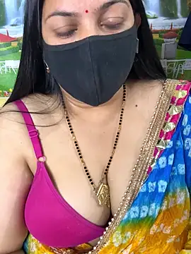 FlatVincy4 online show from 11/18/25, 04:00