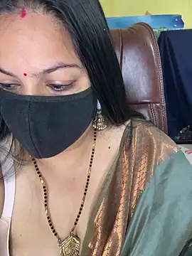 FlatVincy4 online show from 11/24/25, 03:28