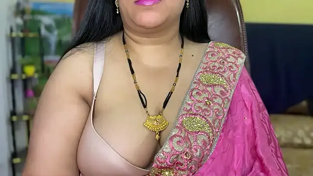 Snapshot of FlatVincy4 chatting on 02/03/26, 04:10 FlatVincy4 online show from 02/03/26, 04:10