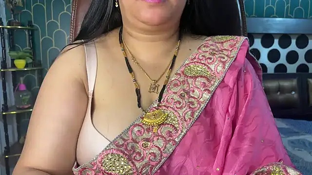 Snapshot of FlatVincy4 chatting on 02/16/26, 07:15 FlatVincy4 online show from 02/16/26, 07:15