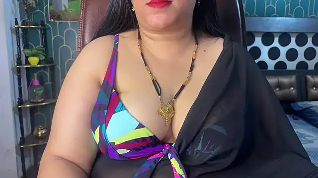 Snapshot of FlatVincy4 chatting on 02/24/26, 07:50 FlatVincy4 online show from 02/24/26, 07:50