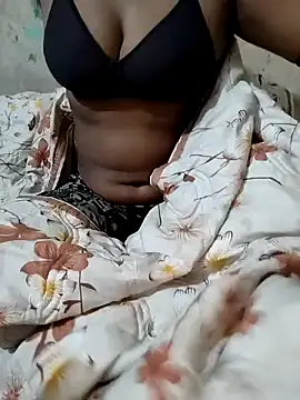 Looliya02 online show from 01/18/25, 12:36