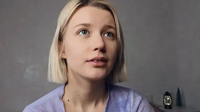 Snapshot of LucyLure chatting on 12/19/24, 05:08 LucyLure online show from 12/19/24, 05:08