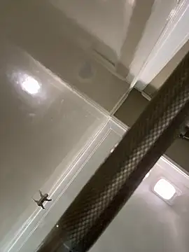 Snapshot of qbaby96 chatting on 01/31/25, 04:03 qbaby96 online show from 01/31/25, 04:03