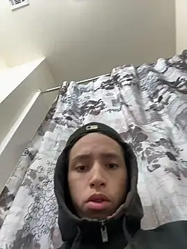 Snapshot of qbaby96 chatting on 03/19/25, 11:36 qbaby96 online show from 03/19/25, 11:36