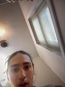 Snapshot of qbaby96 chatting on 10/04/25, 09:24 qbaby96 online show from 10/04/25, 09:24