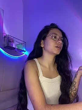 Snapshot of Rosita_forever_ chatting on 02/06/25, 01:10 Rosita forever  online show from 02/06/25, 01:10