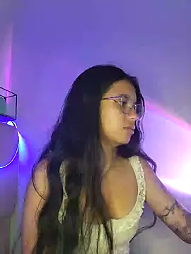 Snapshot of Rosita_forever_ chatting on 02/26/25, 06:37 Rosita forever  online show from 02/26/25, 06:37