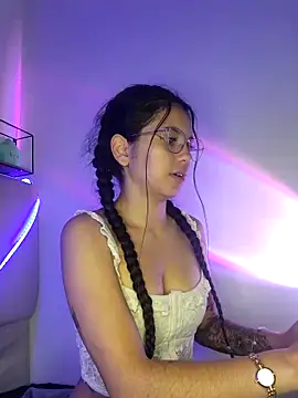 Snapshot of Rosita_forever_ chatting on 03/10/25, 12:26 Rosita forever  online show from 03/10/25, 12:26