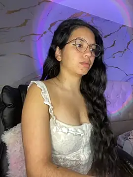 Snapshot of Rosita_forever_ chatting on 10/05/25, 12:58 Rosita forever  online show from 10/05/25, 12:58