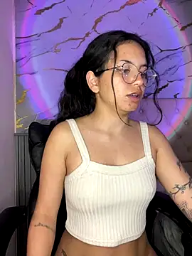 Snapshot of Rosita_forever_ chatting on 10/08/25, 02:58 Rosita forever  online show from 10/08/25, 02:58