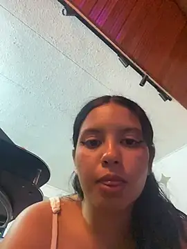 Snapshot of Rosita_forever_ chatting on 05/26/26, 06:26 Rosita forever online show from 05/26/26, 06:26