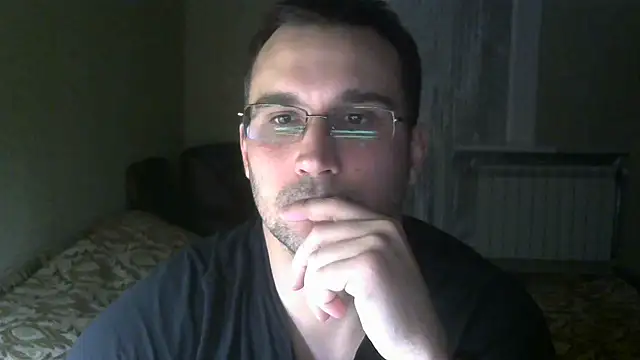 Snapshot of Sanderx chatting on 01/18/25, 09:02 Sanderx online show from 01/18/25, 09:02