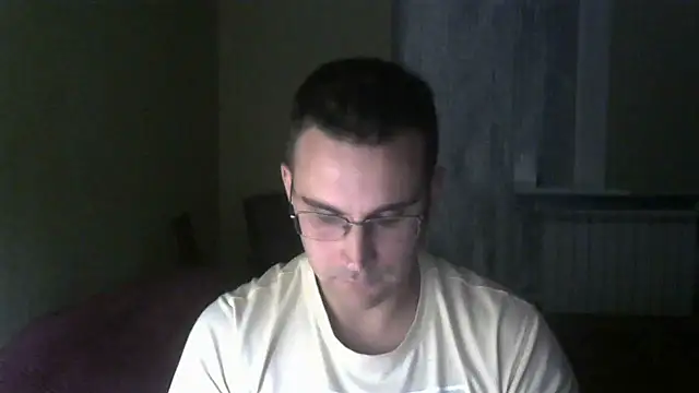 Snapshot of Sanderx chatting on 02/05/25, 08:04 Sanderx online show from 02/05/25, 08:04