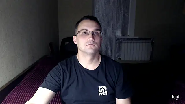 Snapshot of Sanderx chatting on 02/13/25, 08:24 Sanderx online show from 02/13/25, 08:24