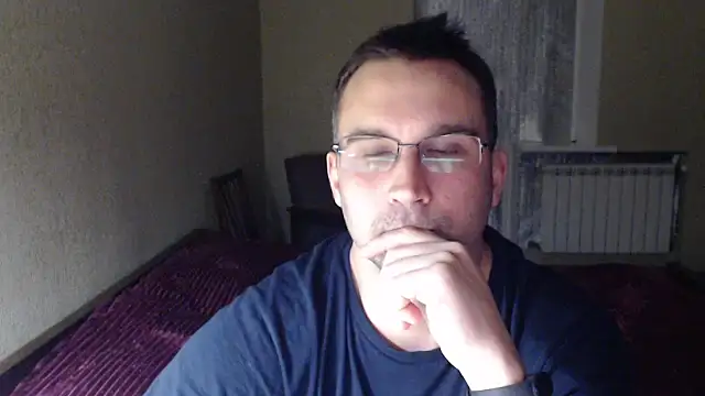 Snapshot of Sanderx chatting on 02/17/25, 08:04 Sanderx online show from 02/17/25, 08:04